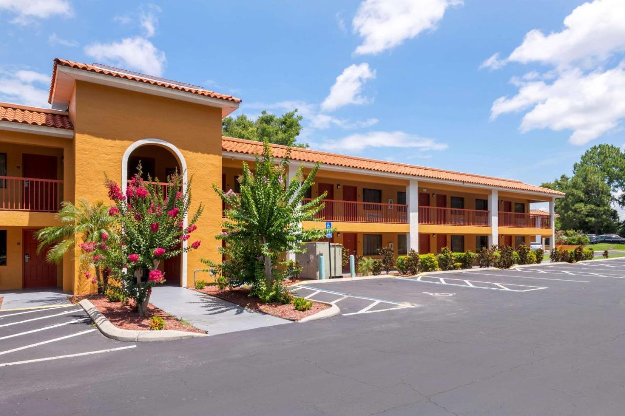 Quality Inn & Suites Mt Dora North Маунт-Дора Экстерьер фото
