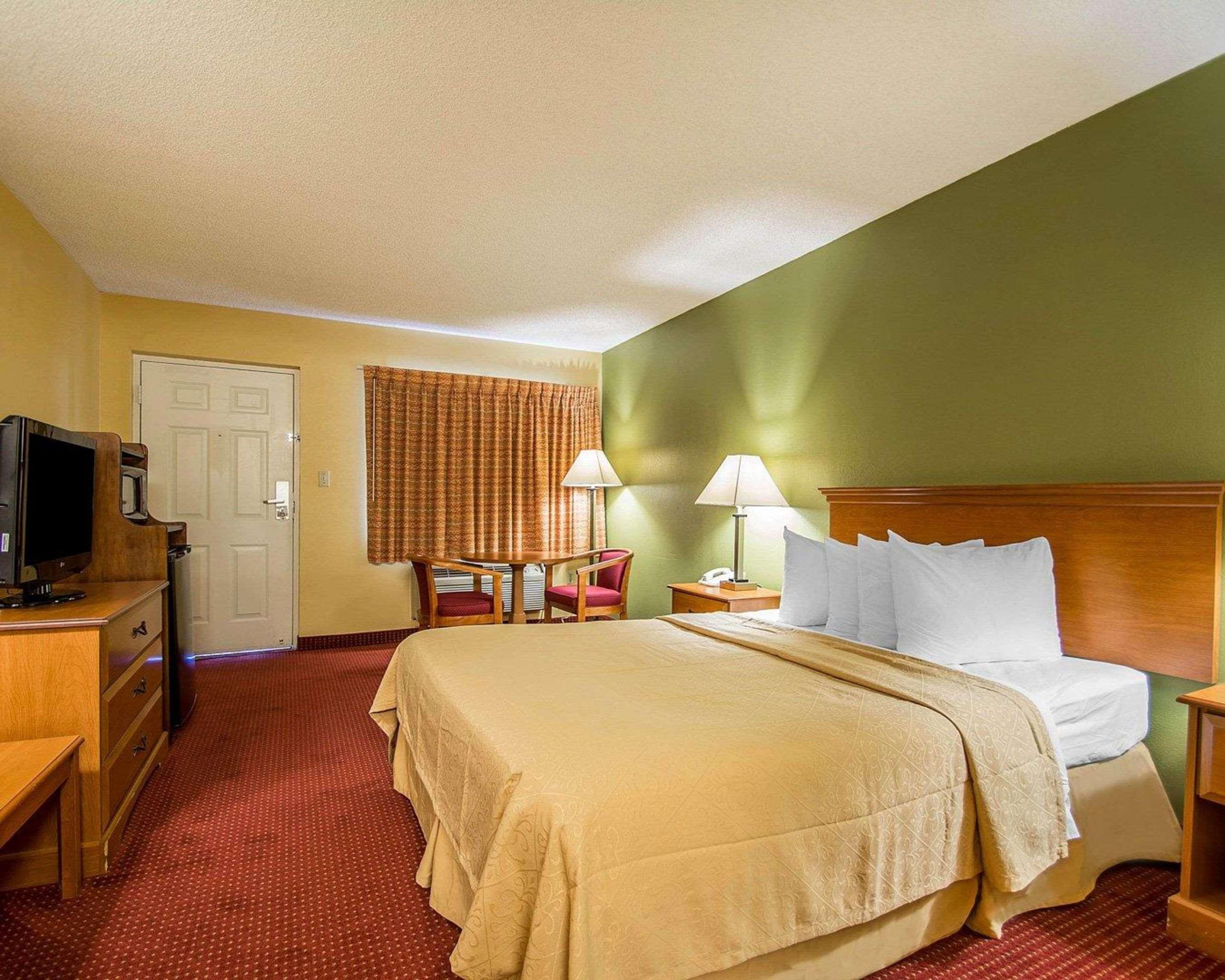 Quality Inn & Suites Mt Dora North Маунт-Дора Экстерьер фото