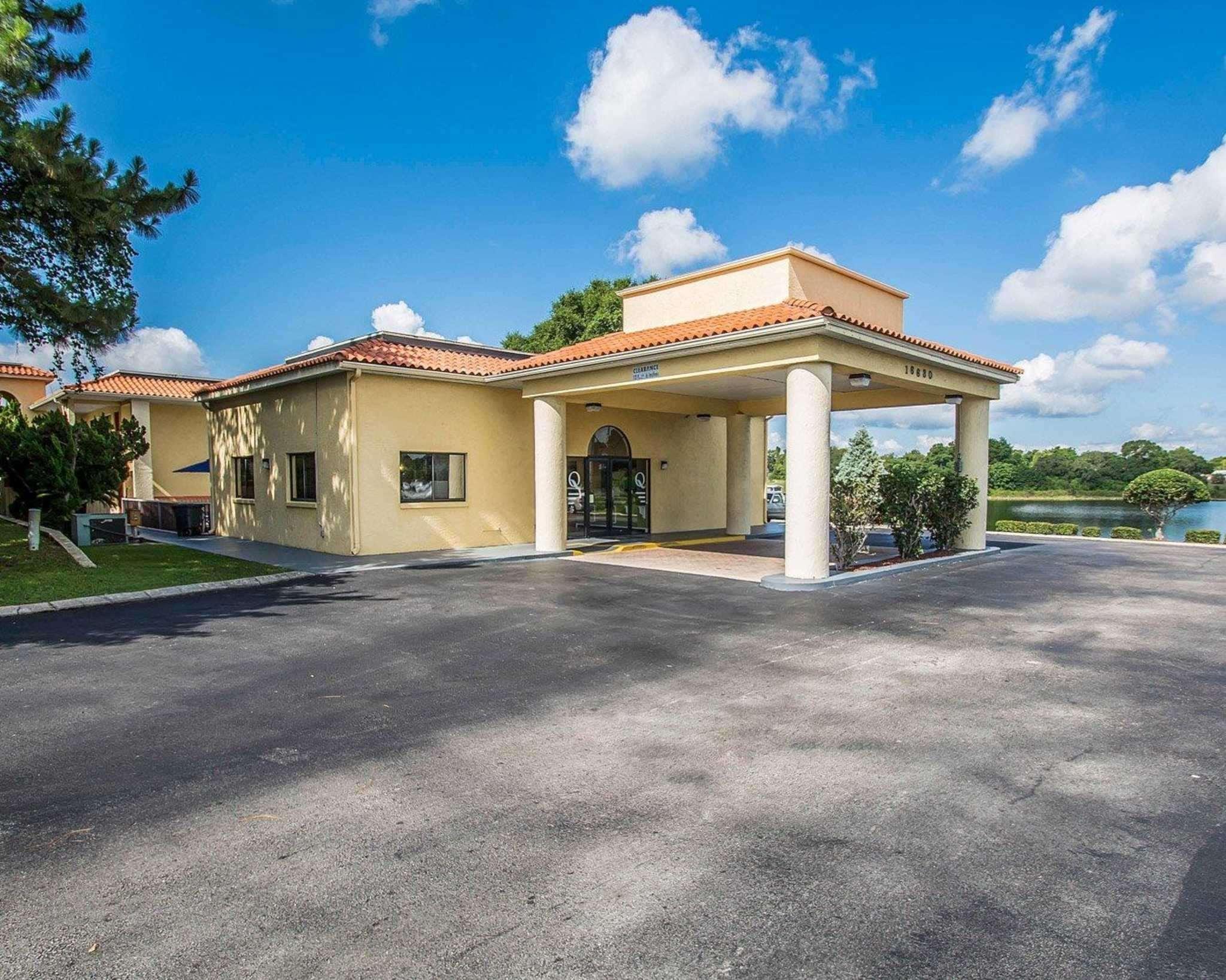 Quality Inn & Suites Mt Dora North Маунт-Дора Экстерьер фото