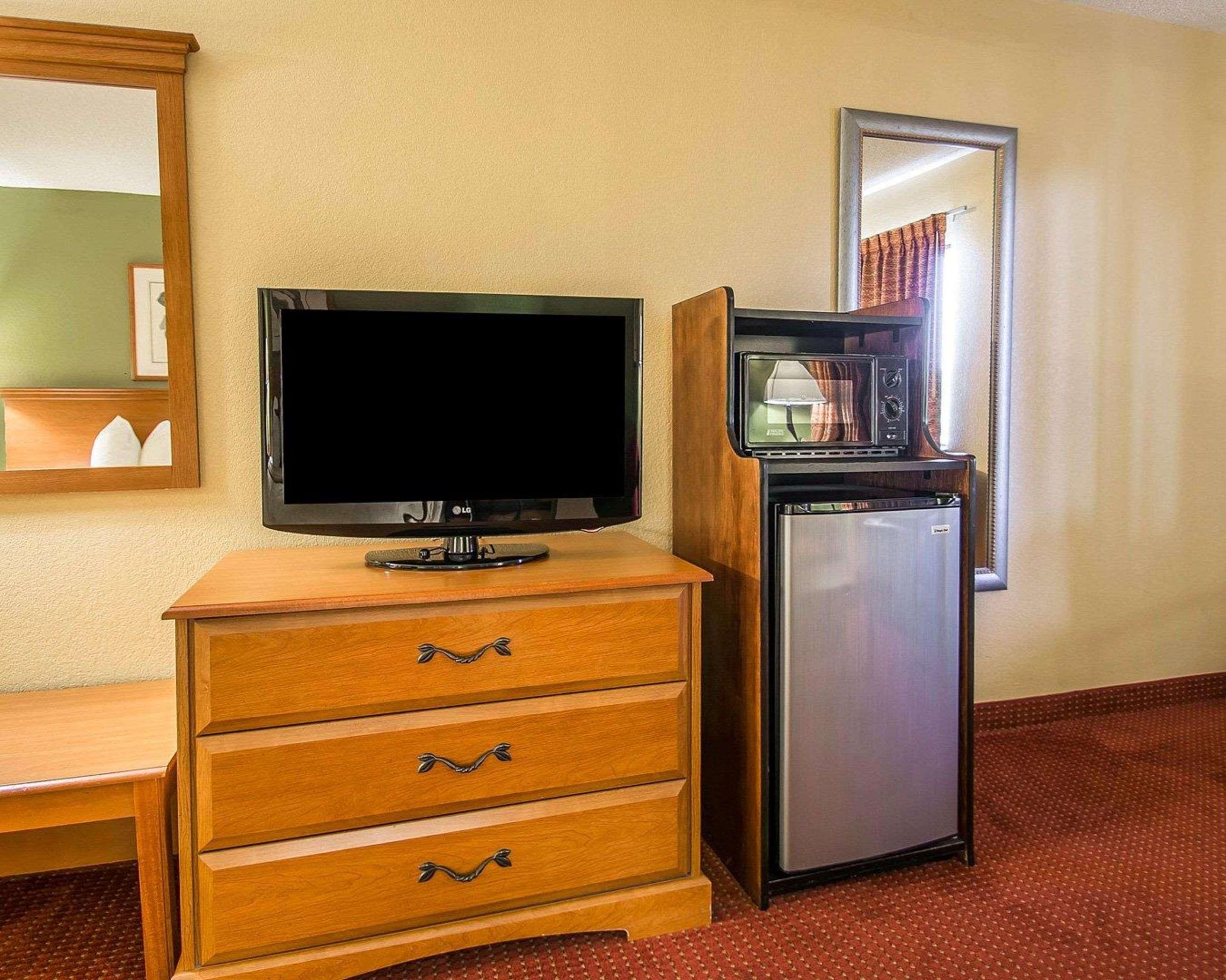 Quality Inn & Suites Mt Dora North Маунт-Дора Экстерьер фото
