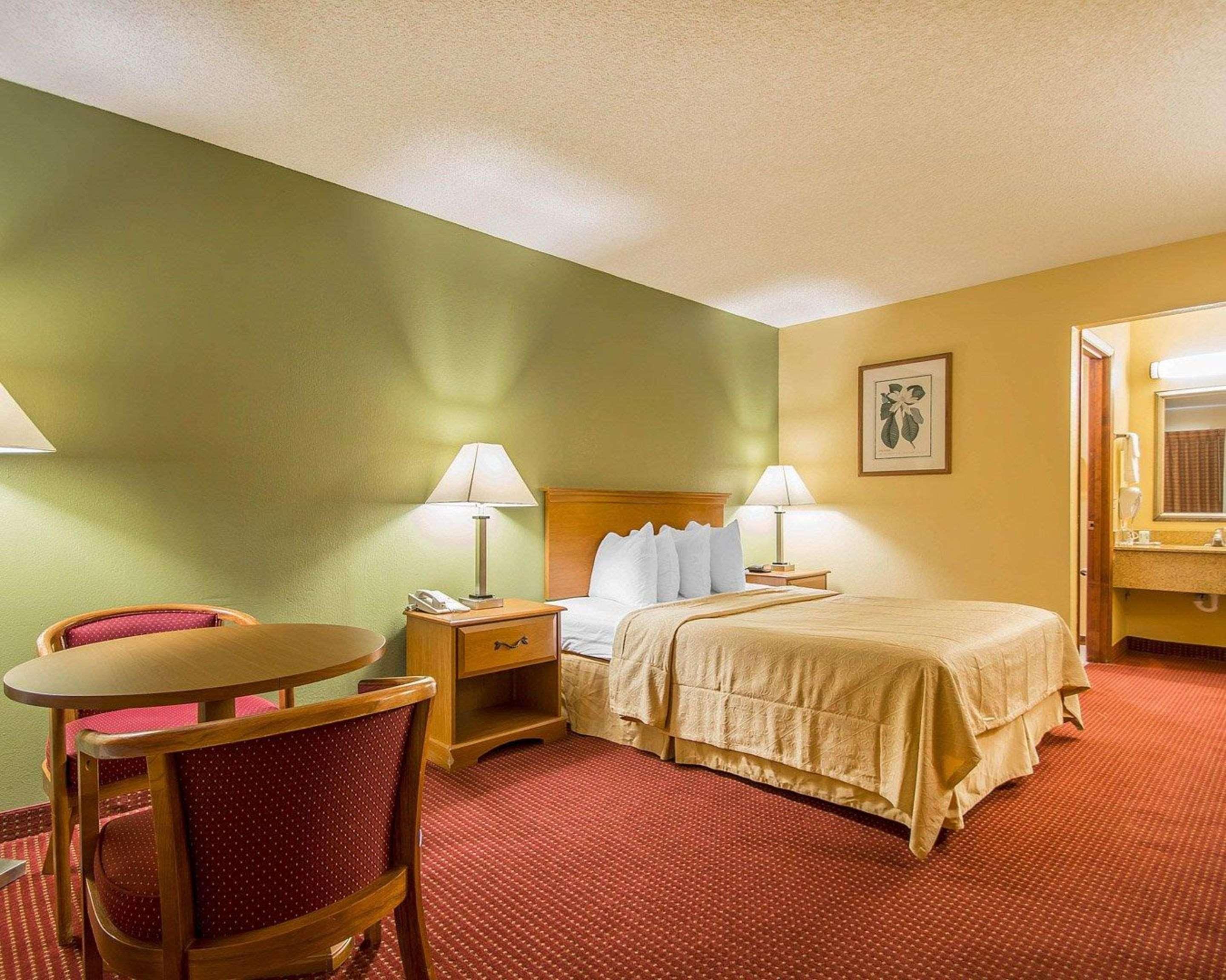 Quality Inn & Suites Mt Dora North Маунт-Дора Экстерьер фото
