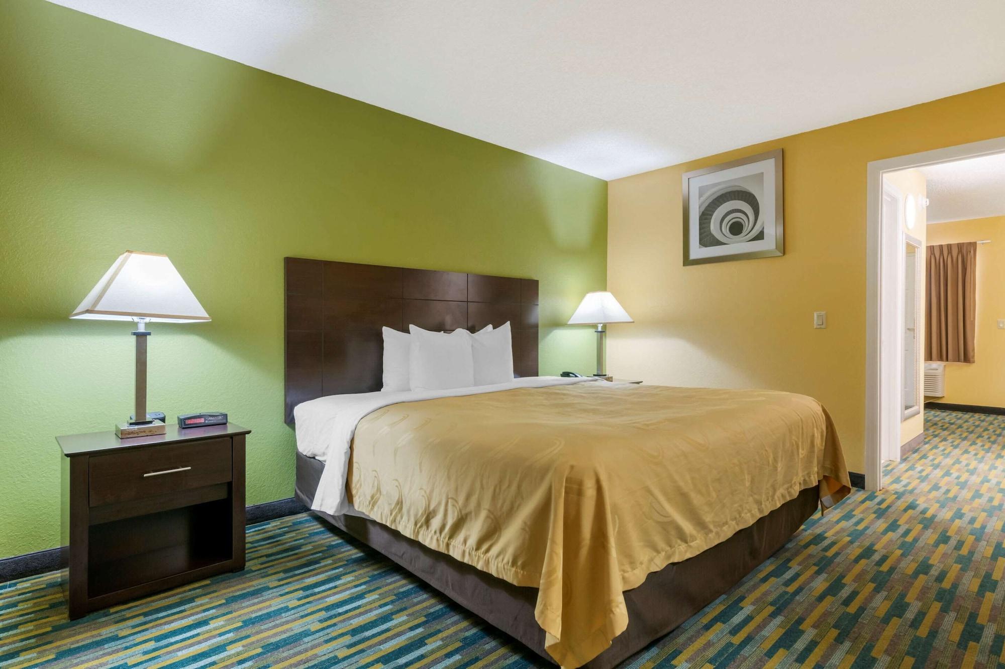 Quality Inn & Suites Mt Dora North Маунт-Дора Экстерьер фото